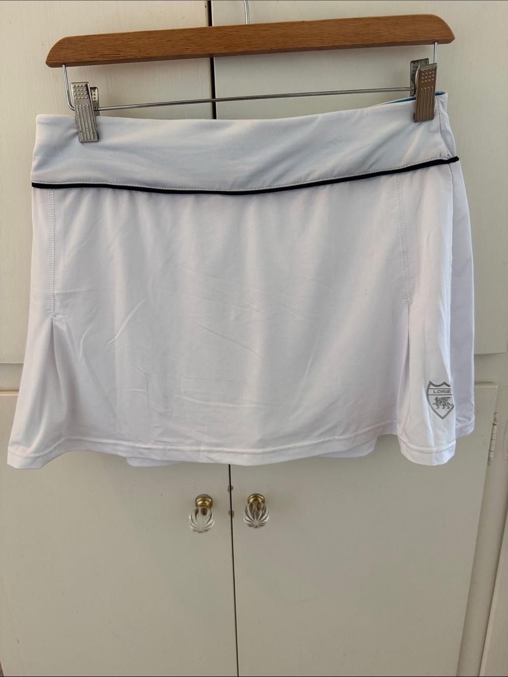 White Athletic Skort with Contrast Trim